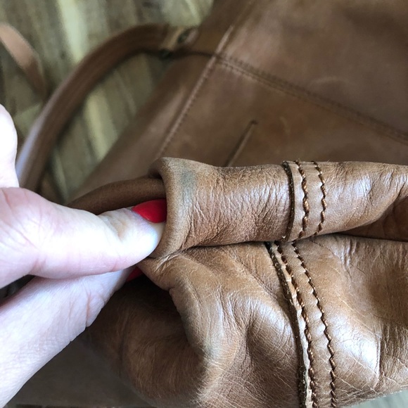 The Sak Tan Leather Handbag - Picture 4 of 7